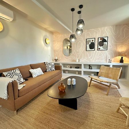 La Maison Cavet 5 Appartements De Standing Au Coeur Du Village Sanary-sur-Mer Bagian luar foto
