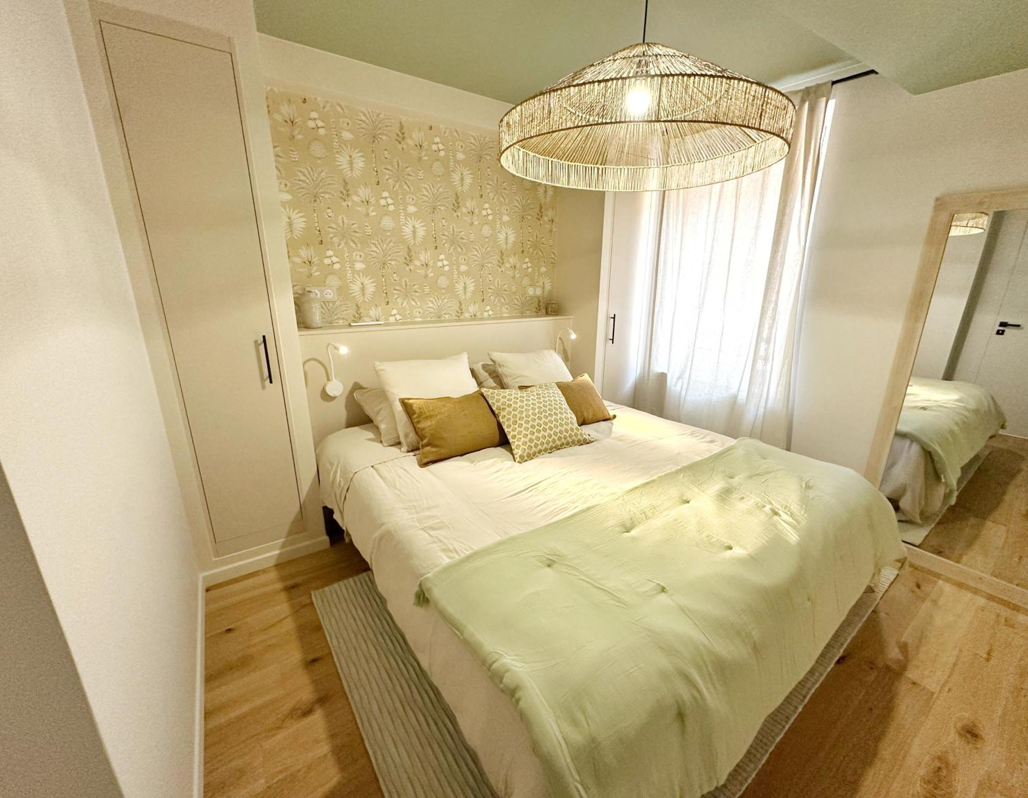 La Maison Cavet 5 Appartements De Standing Au Coeur Du Village Sanary-sur-Mer Bagian luar foto